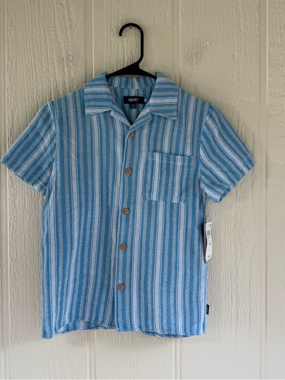 Univibe Light Blue and White Striped Short-Sleeve Button-Up Shirt